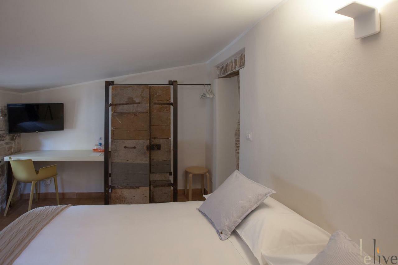 Lelive Bed And Breakfast Sermoneta Bagian luar foto
