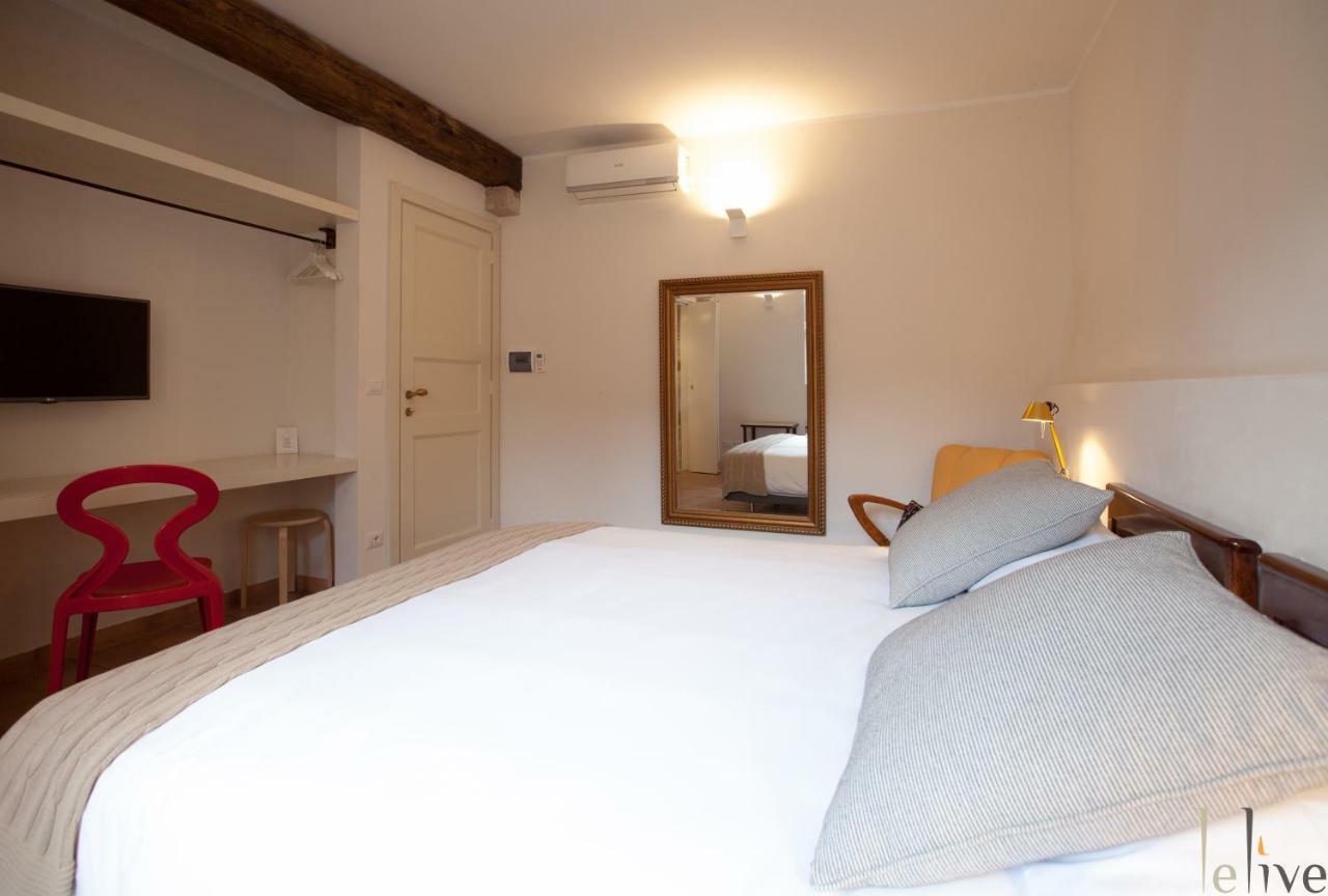 Lelive Bed And Breakfast Sermoneta Bagian luar foto