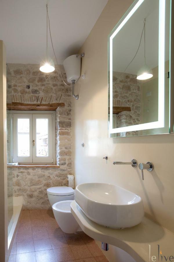 Lelive Bed And Breakfast Sermoneta Bagian luar foto